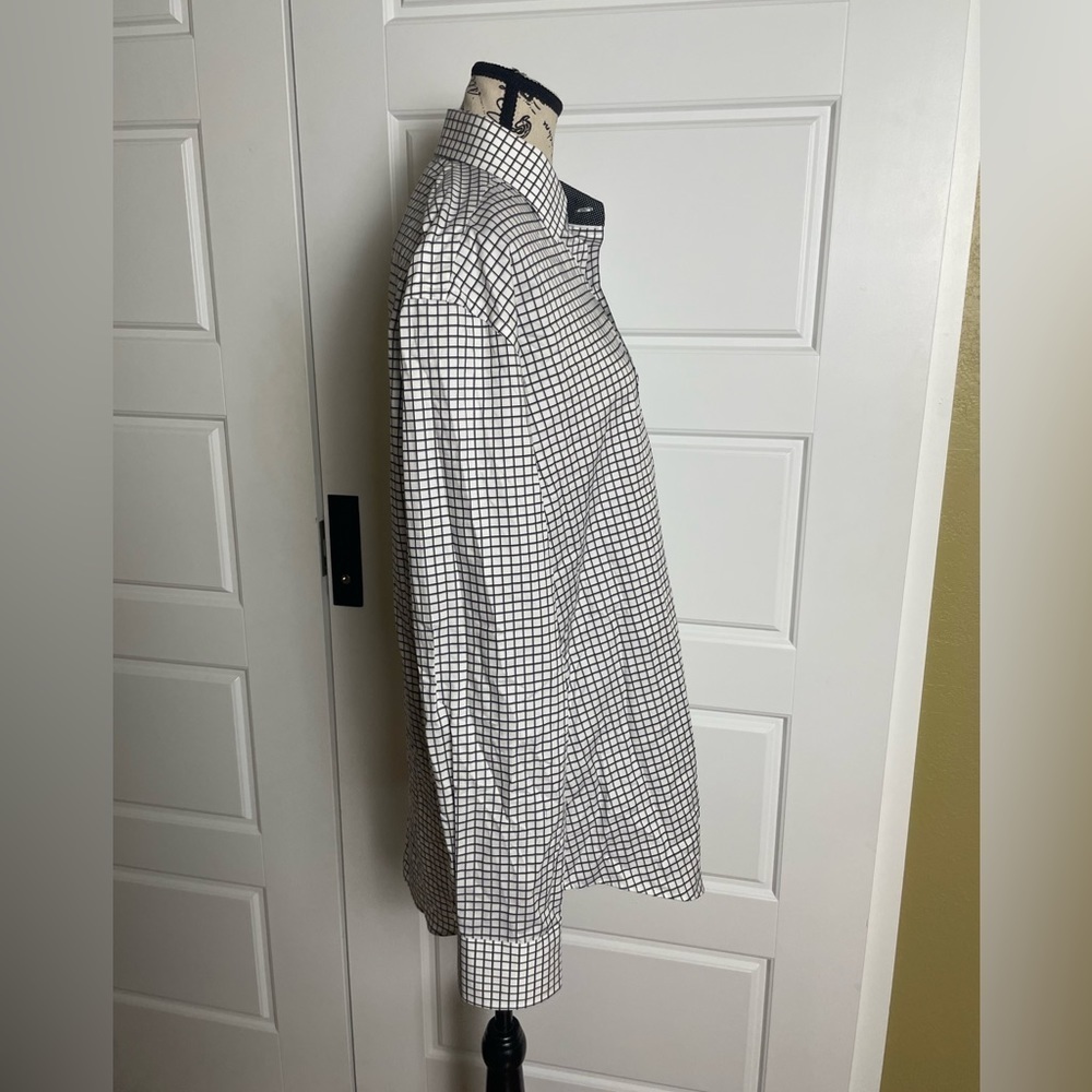 Bugatchi Super Fine Cotton Button Down Long Sleev… - image 2